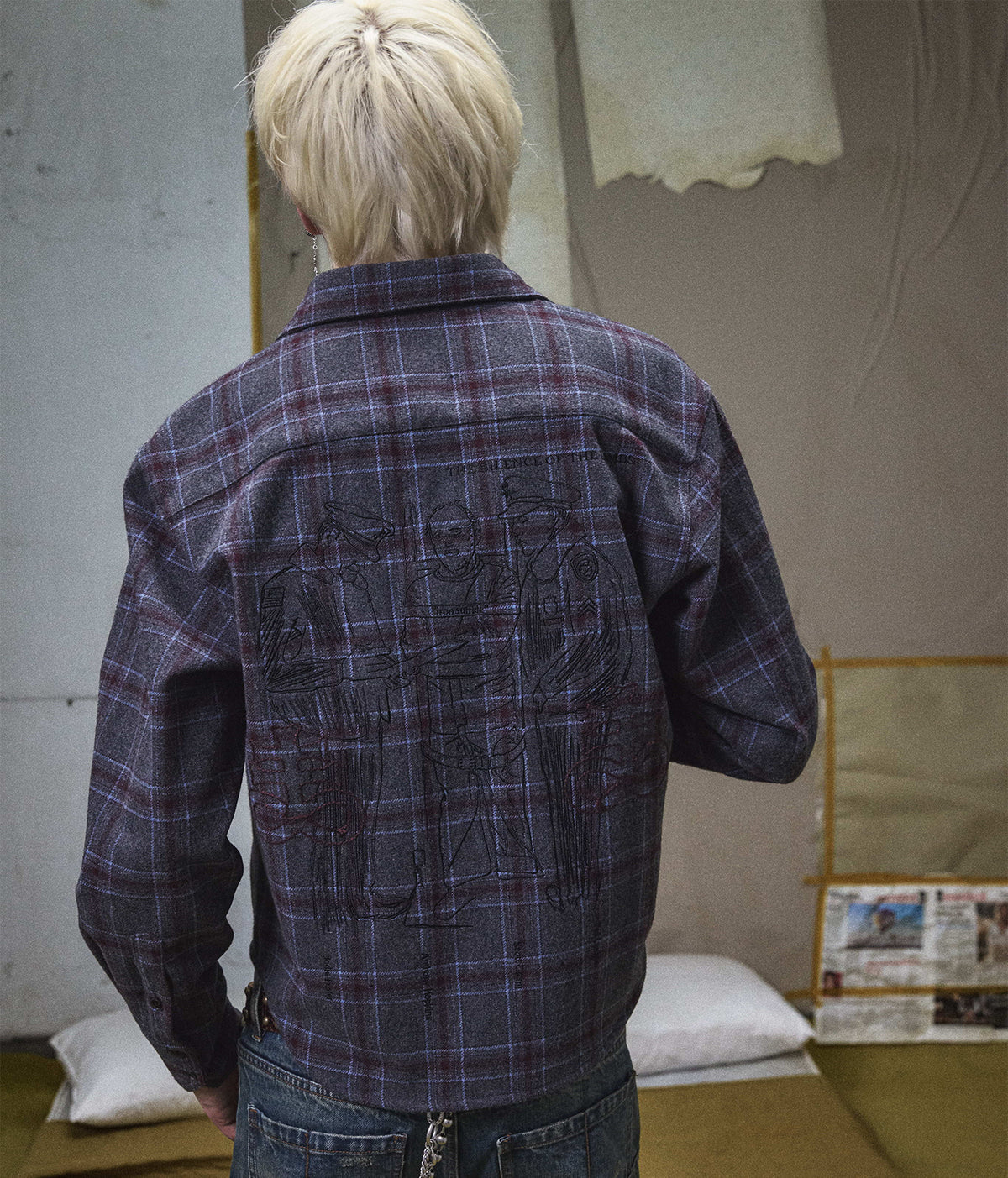 Embroidered Plaid Cropped Shirt