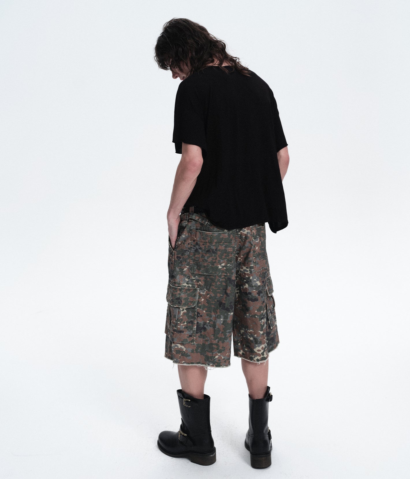 THE VVITCH Tee