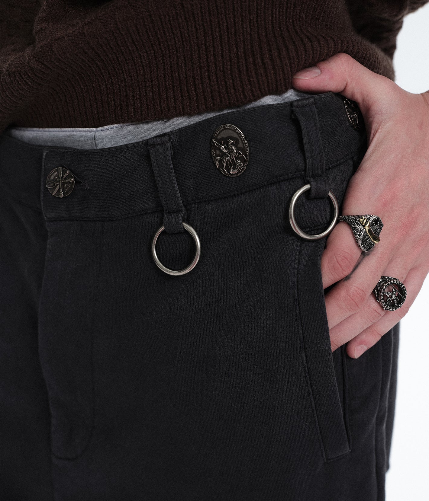 Antique Coin Ring-Detail Contrast-Stitch Washed Sweatpants