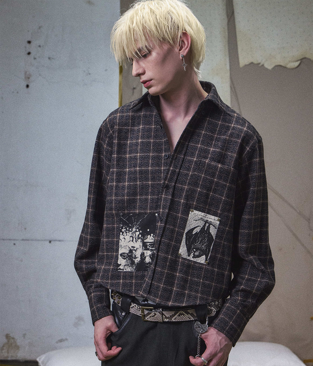 Plaid Graphic Patch Cropped Shirt